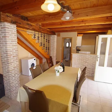 Holiday home In Mit Terrasse Und Grill *